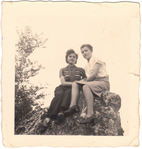 Anneliese Kurth Agnes Mockenhaupt 1953